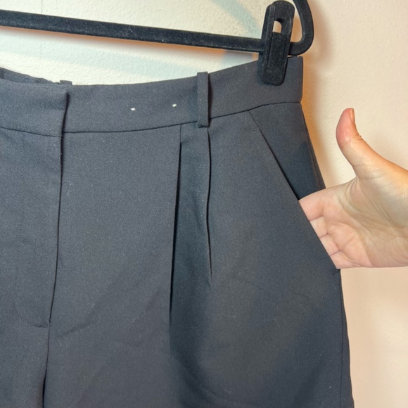 Abercrombie & Fitch Women's Ultra High Rise Curve Love Tailored Shorts Black 32 - Picture 3 of 14